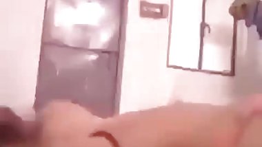 Married wife in bra gagging lover dick viral MMS