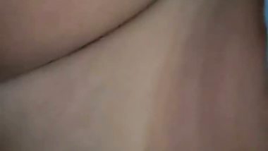Hyderabadi guy fucks GF’s shaved cunt in Telugu sex video