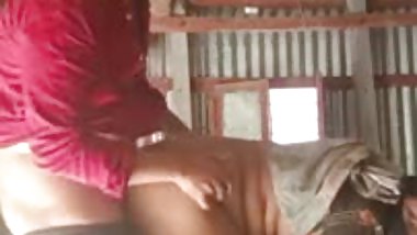 Bangladeshi village wife invites lover to fuck her pussy