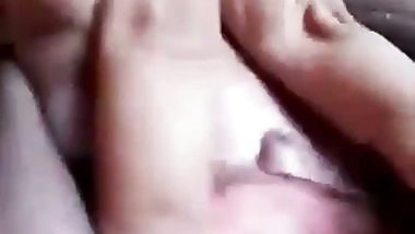 A desi nude Indian girl exposes her naked body in MMS