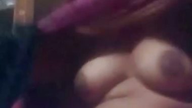 Pink lips bhabhi showing beautiful untouched boobs