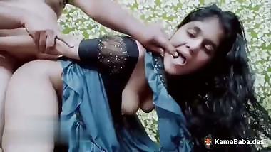 Desi MMS of a man fucking his young wife in doggy style