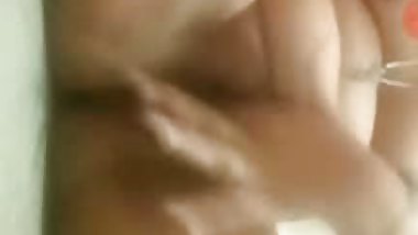 Crazy Indian wife cheating VC sex show on mobile